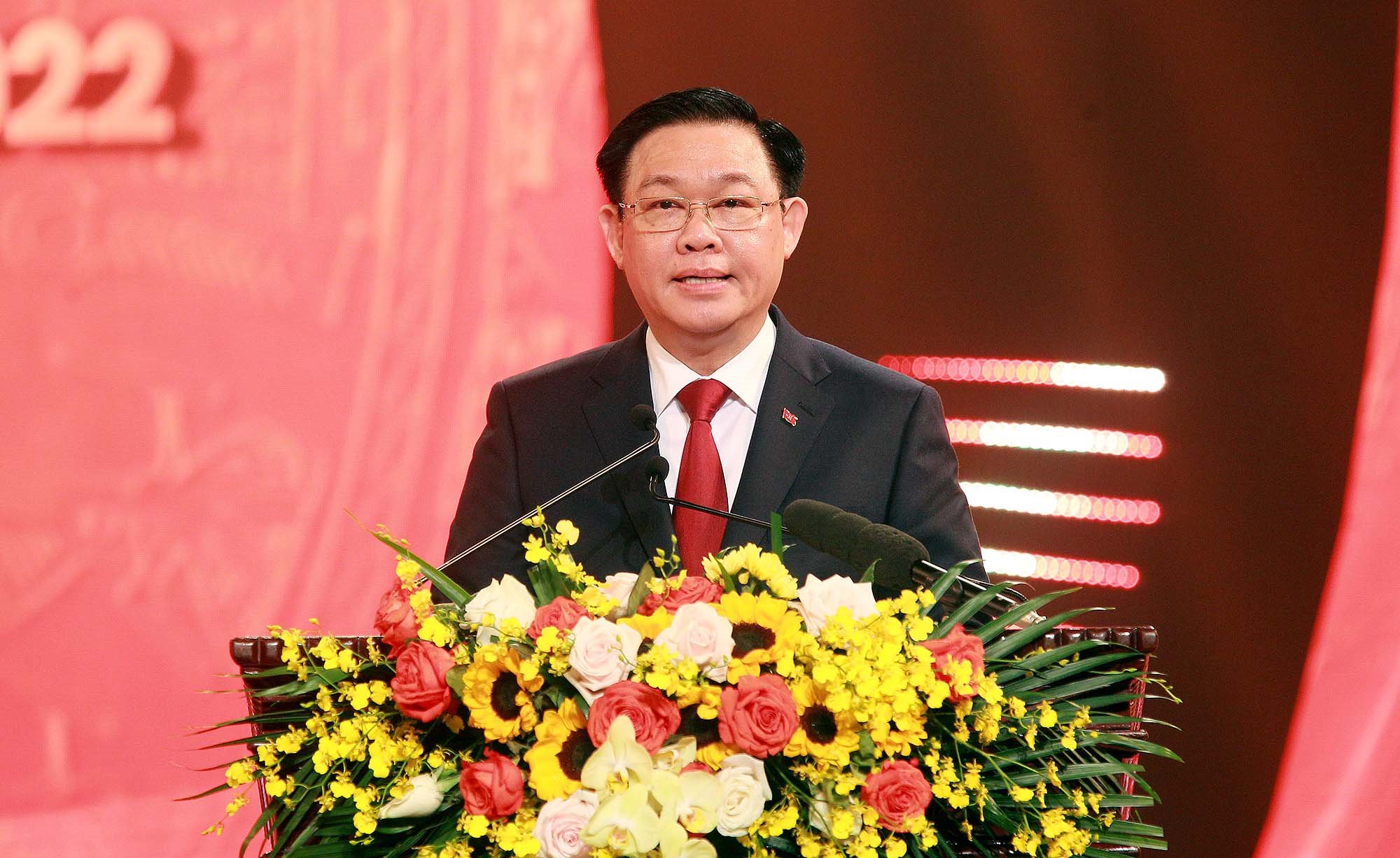 Ủy viên Bộ Chính trị, Chủ tịch Quốc hội Vương Đình Huệ phát biểu tại Lễ trao giải